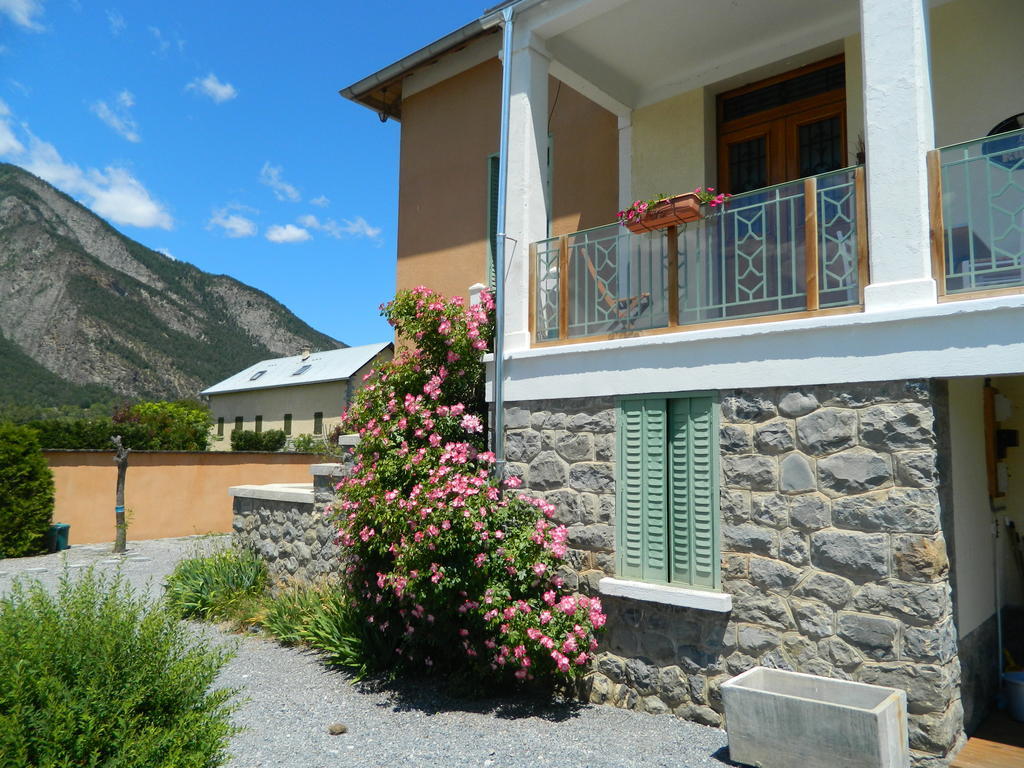 Gîtes la Mexicaine Jausiers Exterior foto